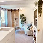 Apartment Paradise Boutique *